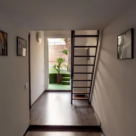 Apartment Casa Gracia Con Jardin Barcelona