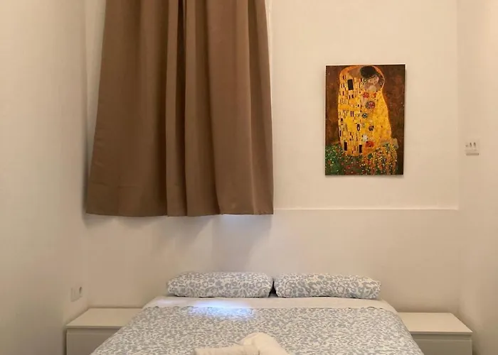 شقة Casa Gracia Con Jardin برشلونة